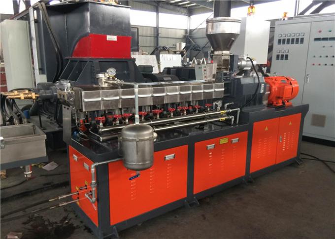 Pp-PE Capaciteit de In twee stadia van de de Extrudermachine 30-50kg/H van Kleurenmasterbatch