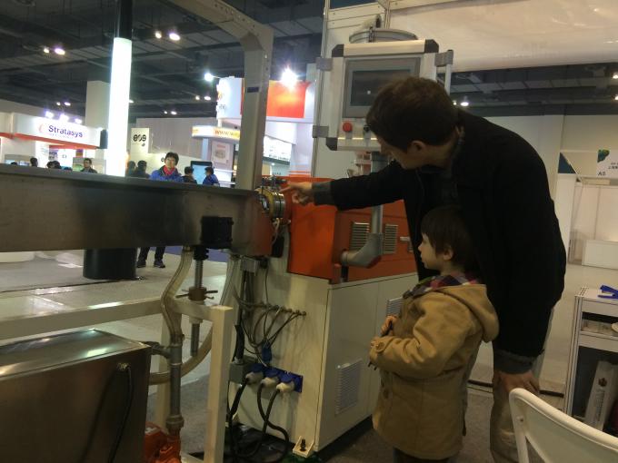 20-40kg/H Machine van de de Gloeidraadextruder van de Capaciteits 3D Printer voor ABS PLA PETG PAgloeidraad